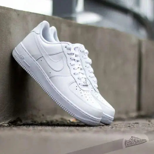 NIKE White Sneakers for Mens Casual Wear